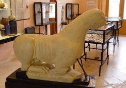 Las Covetes dels Moros de Bocairent (1 de 3). Museo Arqueológico de Bocairent.