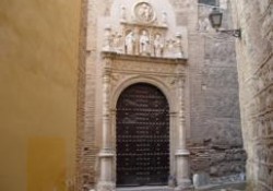 El autógrafo de Bécquer en la portada plateresca del convento de San Clemente el Real de Toledo