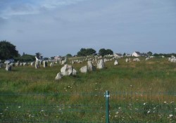 La mejor ruta para recorrer los Alineamientos megalíticos de Carnac en la Bretaña Francesa