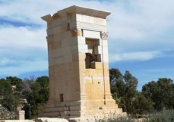 Torre de Sant Josep, monumento funerario romano en Villajoyosa.